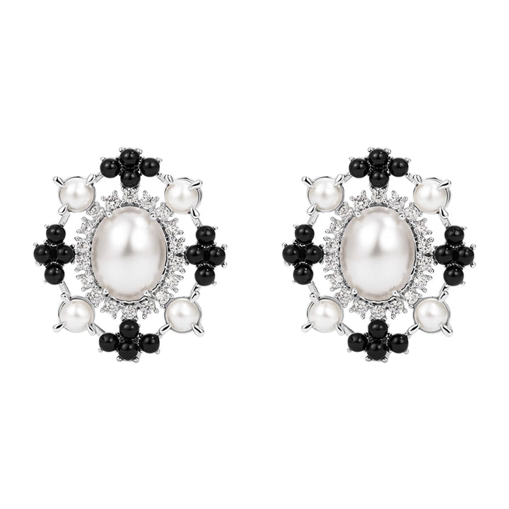 HBSTY Oval Pearl Earrings - Pair