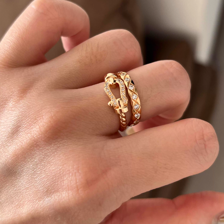 MATIK Horseshoe Buckle Ring