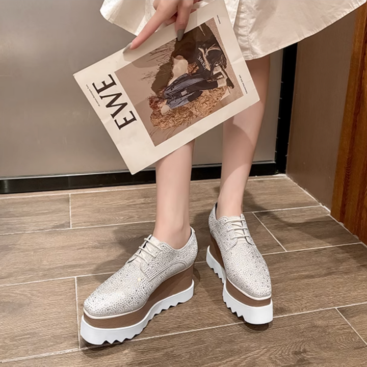 SUIZN Lace Up Suede Platform Sneakers