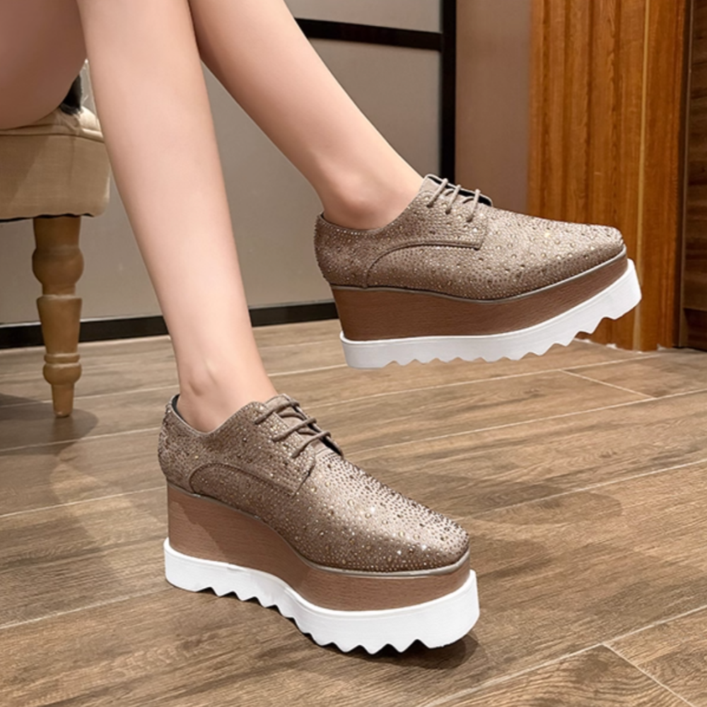 SUIZN Lace Up Suede Platform Sneakers