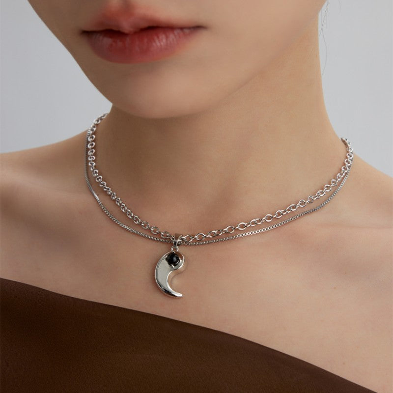 NAKTA Moon Necklace