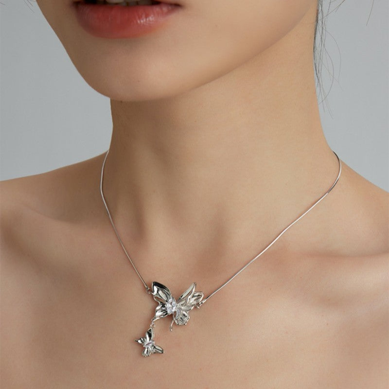 NEITO Butterfly Necklace