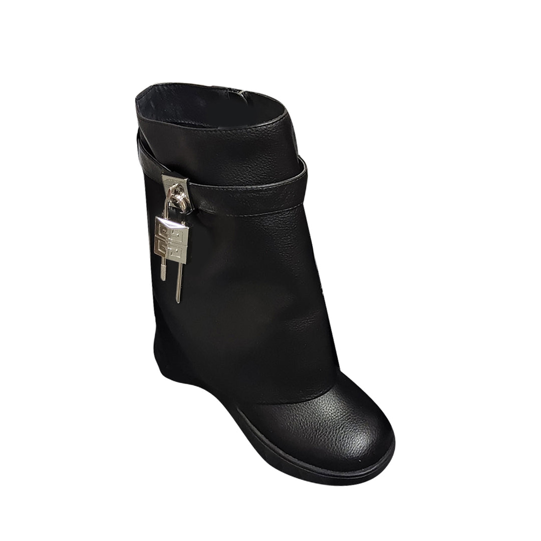 QAMRA Lock Detailed Wedged Heel Leather Ankle Boots