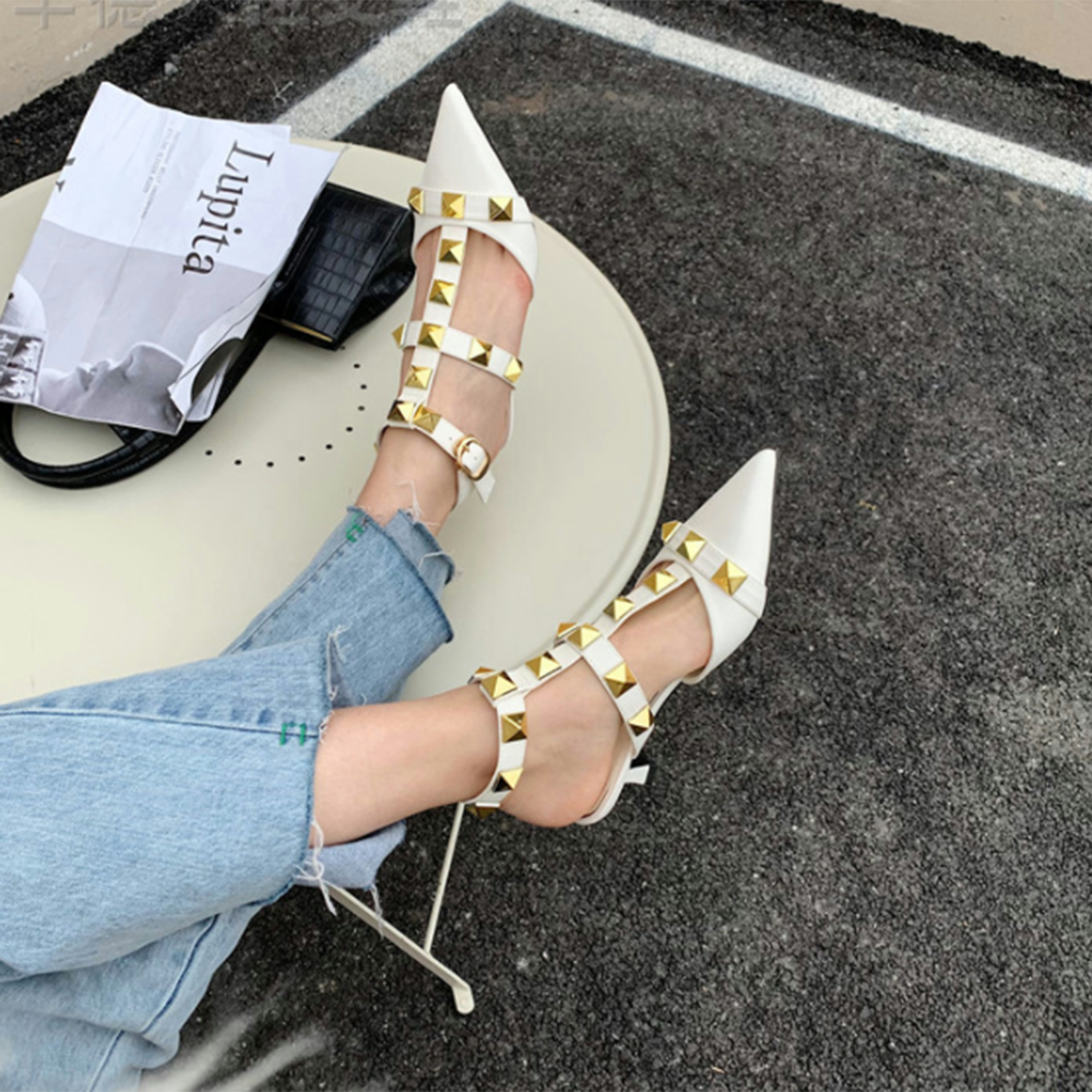 SILUM Studded Ankle Strap Kitten Heel Sandals - 4cm - ithelabel.com